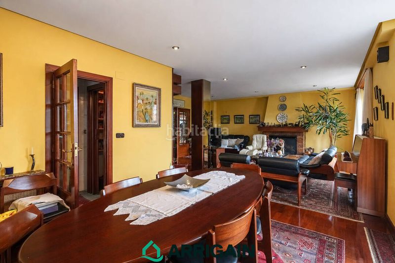 Foto 17212167-9108-4ba0-b0f7-51047bbb37d3. Casa amb calefacció aparcament a Pinar - Anaka - Belaskoenea Irun