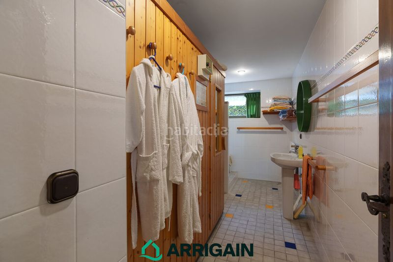 Foto 77b5f05f-18bd-4626-91c4-87f34d67d786. Casa amb calefacció aparcament a Pinar - Anaka - Belaskoenea Irun