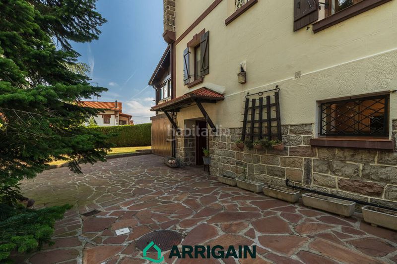 Foto 7a0e2151-91f6-45bc-a2ba-568d05c36866. Casa amb calefacció aparcament a Pinar - Anaka - Belaskoenea Irun