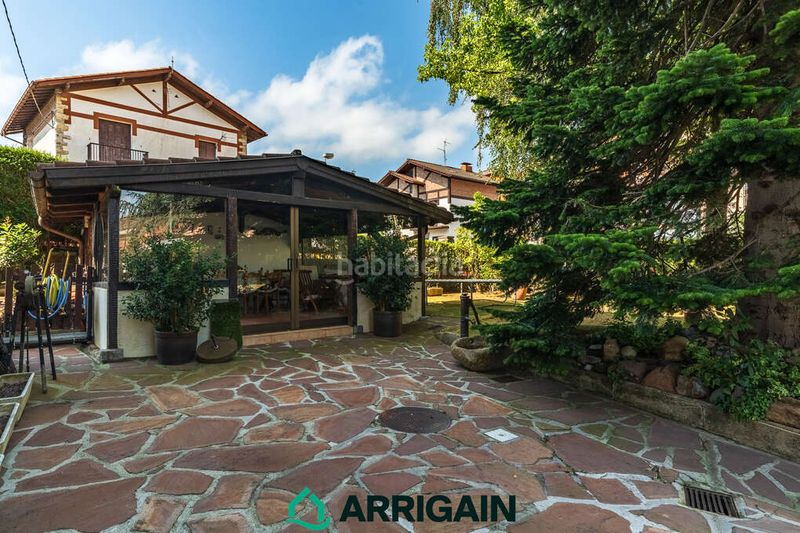 Foto 9fa10a5f-f7d5-473f-9619-a7a7d696876b. Casa amb calefacció aparcament a Pinar - Anaka - Belaskoenea Irun