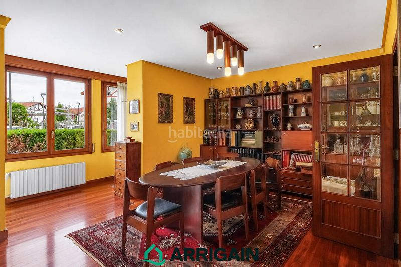 Foto c4c243ee-5c1f-4841-a09e-da5c2eb80881. Casa amb calefacció aparcament a Pinar - Anaka - Belaskoenea Irun