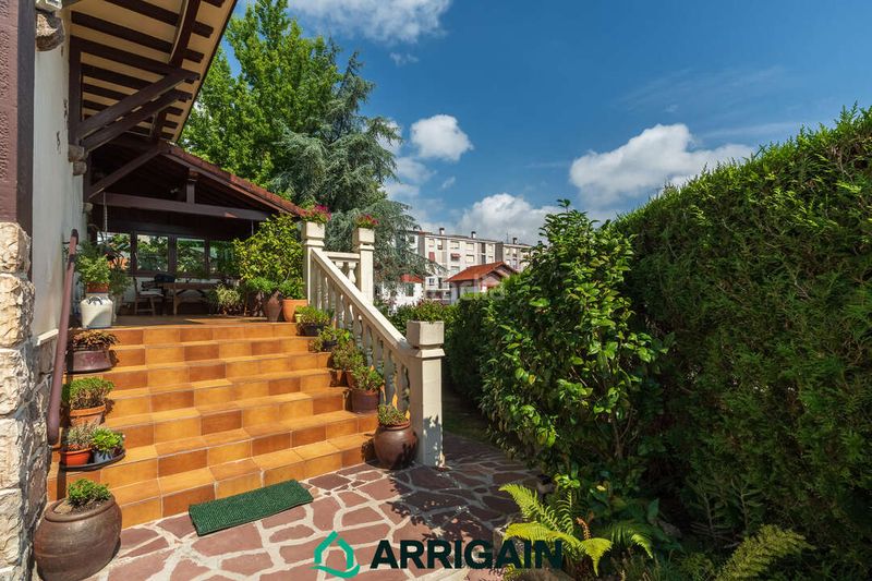 Foto c61b1079-54f1-4a1d-88a2-61c27bfc6816. Casa amb calefacció aparcament a Pinar - Anaka - Belaskoenea Irun