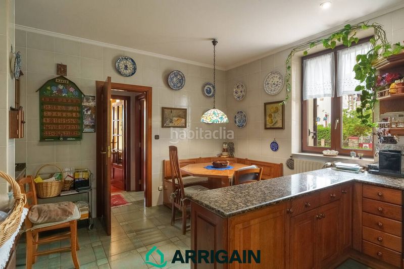 Foto eb4fdb94-d179-40f2-ae67-9a10b544ab34. Casa amb calefacció aparcament a Pinar - Anaka - Belaskoenea Irun
