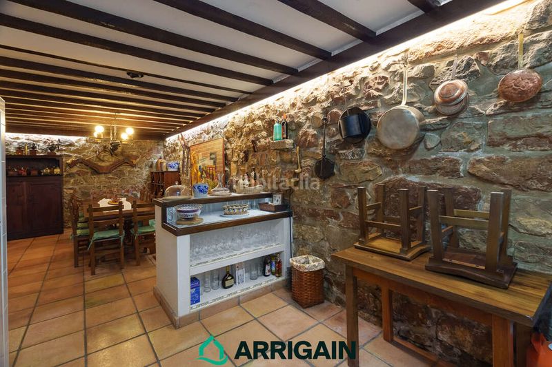 Foto f9406a5f-31f5-43bf-af9b-654c475652e9. Casa amb calefacció aparcament a Pinar - Anaka - Belaskoenea Irun