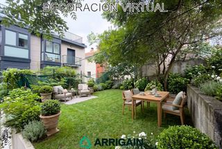 Casa  Alto de amara. Se vende villa adosada con jardín a un paso del centro de san se