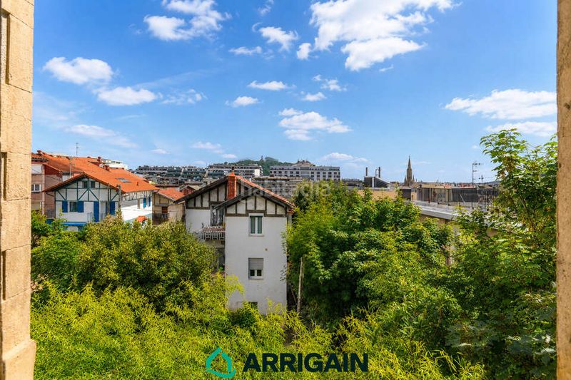 Foto 705e9433-98f0-4e99-b4fc-589a4911f55f. Casa amb calefacció a Amara Zaharra-Arbaizenea Donostia - San Sebastián