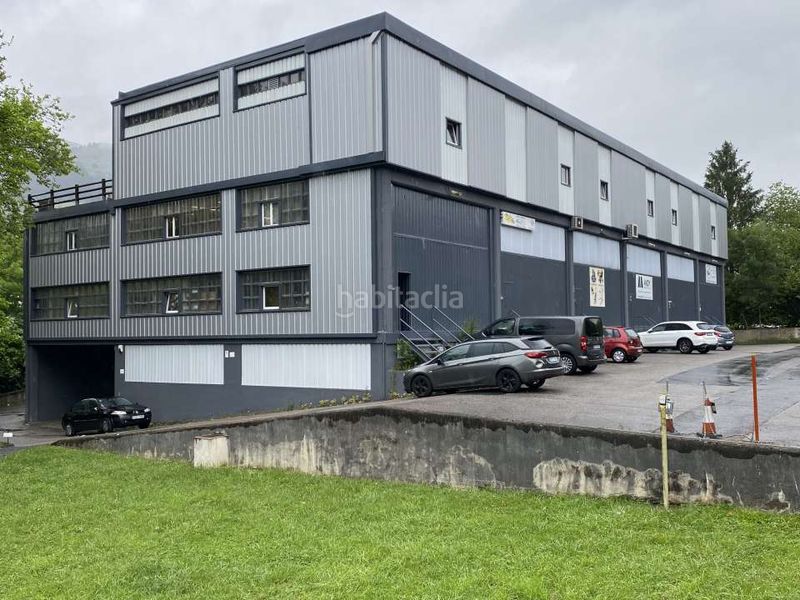 Foto 5bf06430-f043-4090-ac8f-23c639f17c86. Nau industrial a Andoain