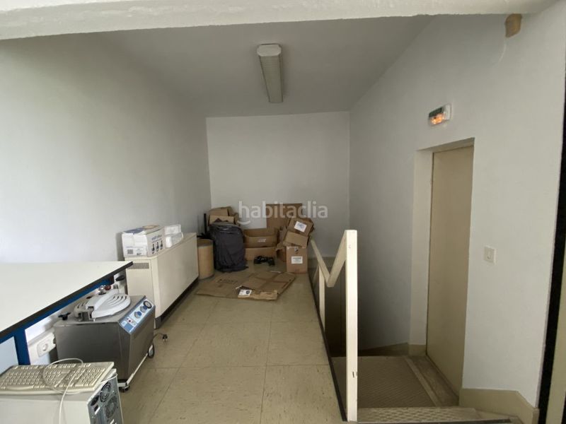 Foto 7b7bd635-4fb3-4574-ba09-634b3b1735ed. Nau industrial a Andoain