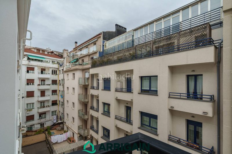 Foto fd4a7db0-38ba-4eef-a905-6d05d39c42f5. Pis amb calefacció aparcament a Gros Donostia - San Sebastián