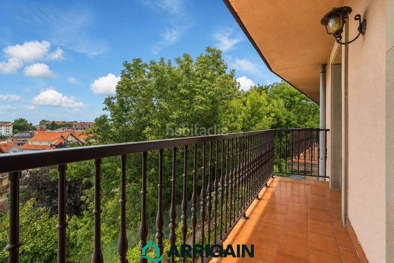 Foto 4e554cef-5d98-447d-a22b-b1f4e4c2f4a3. Maison dans tolaregoia 19 dans Egia Donostia - San Sebastián