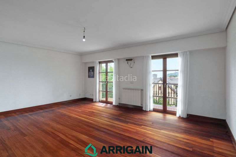 Foto b0d6adb3-3279-4c91-b609-a771e51777df. Maison dans tolaregoia 19 dans Egia Donostia - San Sebastián