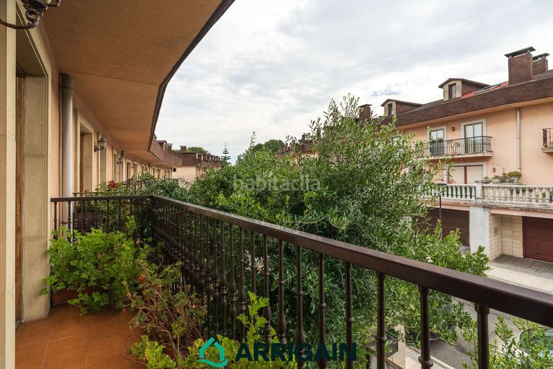 Foto e8ba1626-1784-4891-b506-435d006da0b3. Maison dans tolaregoia 19 dans Egia Donostia - San Sebastián