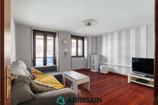 Flat  Hamarretxeta. Se vende piso exterior en pasajes