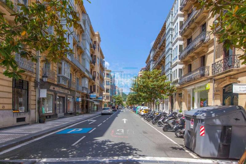 Foto 445f5522-ea1e-43f0-b71b-715fe0066197. Miete büro mit heizung in Área Romántica Donostia - San Sebastián