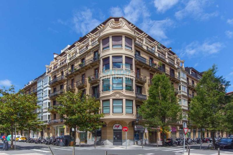 Foto 481eb4ea-408d-496c-a186-9716d382bcfe. Miete büro mit heizung in Área Romántica Donostia - San Sebastián