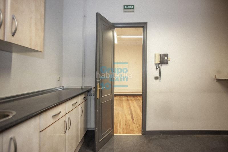 Foto cdd1ca96-24c2-406c-b689-fc5c5e890a13. Miete büro mit heizung in Área Romántica Donostia - San Sebastián