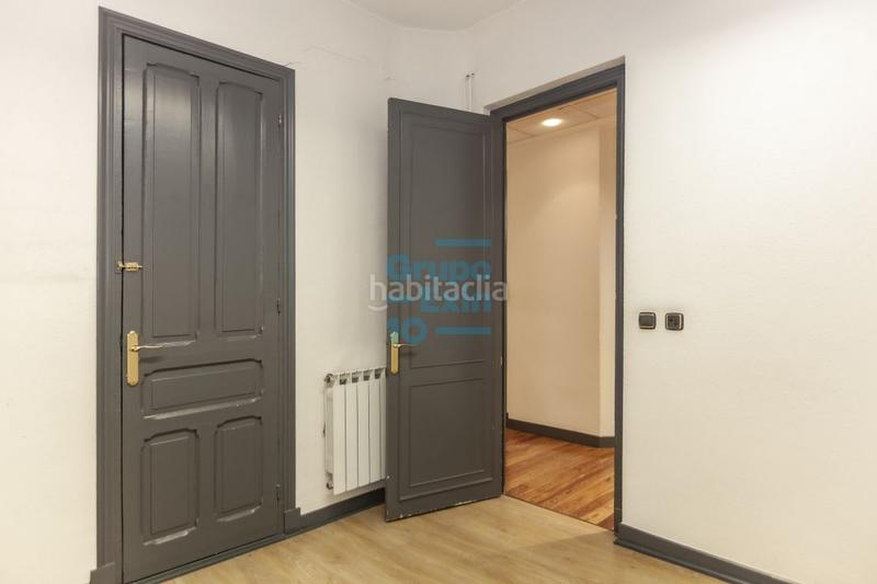 Foto d2560a59-ccc2-49d2-bf67-14a3dde2a17e. Miete büro mit heizung in Área Romántica Donostia - San Sebastián