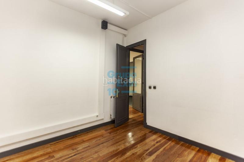 Foto dc14396b-991c-4742-a305-a01e5ca71480. Miete büro mit heizung in Área Romántica Donostia - San Sebastián