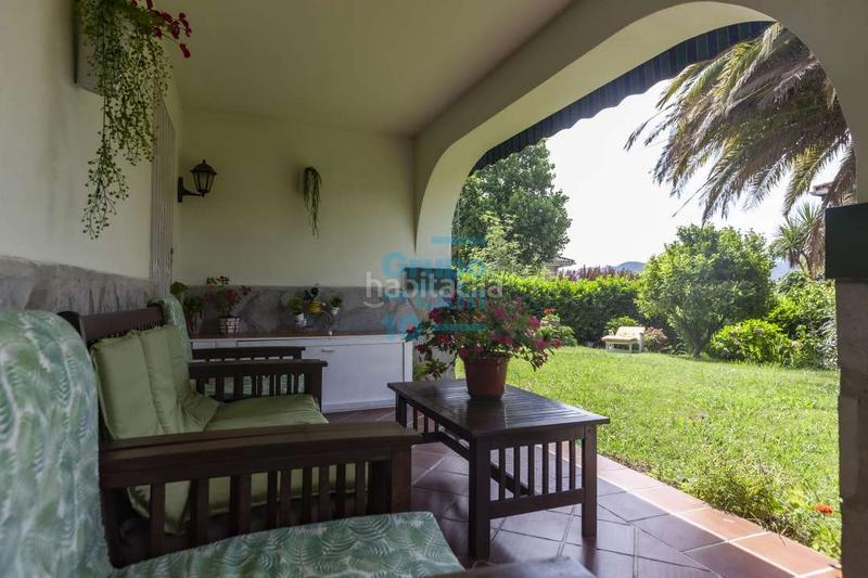 Foto cde5047d-6e6f-45de-9c72-90e35dacc3ae. Casa villa unifamiliar de reciente construcción en parcela de 846m2, a 5 minutos andando del centro en Usurbil