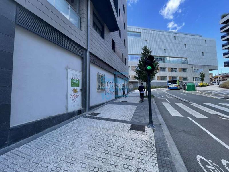 Foto 9936a3fa-cabd-466c-a0ce-1b6e5aca2ebb. Affitto locale commerciale in estella lizarra 13 in Donostia - San Sebastián