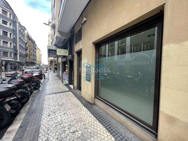 Foto 4caeb6c3-7382-4f41-a890-254a3e1e12d7. Local comercial a calle bermingham 13 a Gros Donostia - San Sebastián