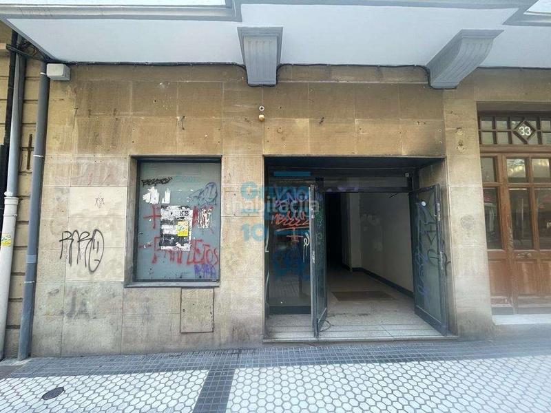 Foto 8a714f2e-ca94-4d94-ae9e-0c01e3700cf7. Rent business premise in san francisco kalea 33 in Donostia - San Sebastián
