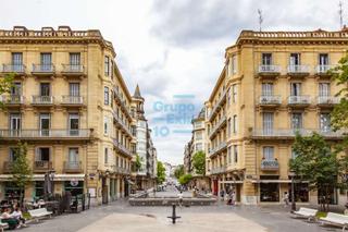 Business premise in Buen Pastor 10