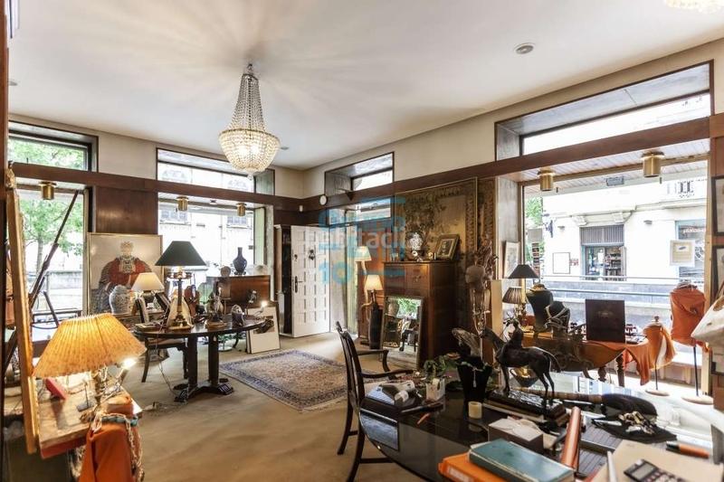 Foto 43a4ae63-e7b9-4ee0-9514-5640edb1deba. Rent business premise in buen pastor 10 in Área Romántica Donostia - San Sebastián