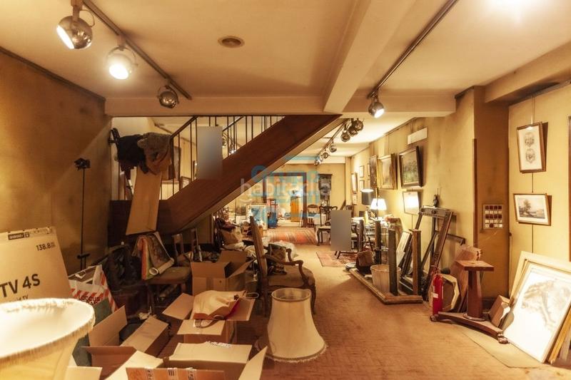 Foto 4c9a9511-e286-4b75-a996-382eecd9ecd0. Rent business premise in buen pastor 10 in Área Romántica Donostia - San Sebastián