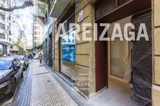 Local Comercial a Trueba kalea 6. Restaurante en pleno gros impecablemente reformado. insonorizaci