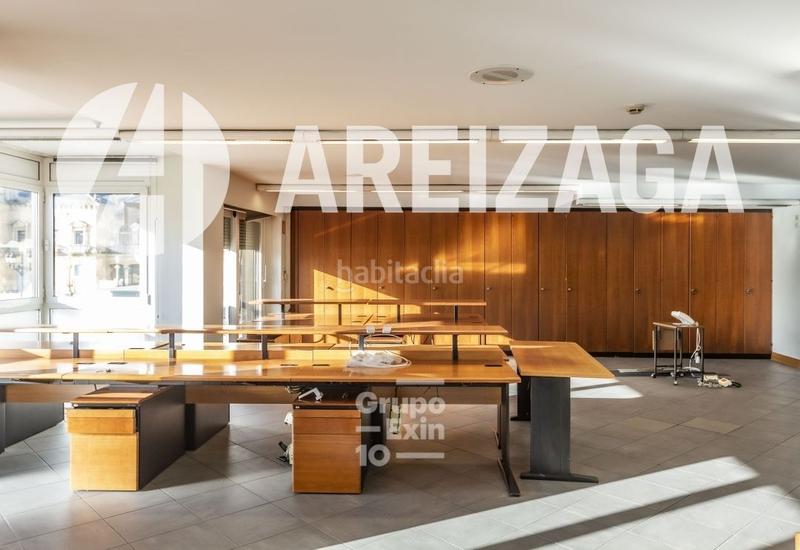 Foto 0ad33f0a-5e81-42b1-9d4c-2434c0d77b8b. Location appartement avec chauffage parking dans Área Romántica Donostia - San Sebastián