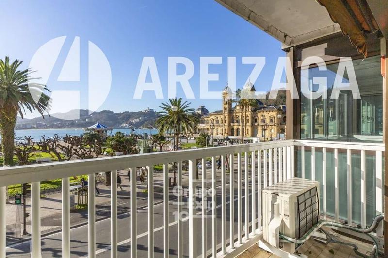 Foto 2f58a77a-a685-435e-b35f-8fcdd58a72f4. Location appartement avec chauffage parking dans Área Romántica Donostia - San Sebastián