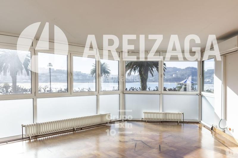 Foto 0ee262cd-41e1-43cf-82e3-d40859218bf8. Miete etagenwohnung mit heizung parking in Área Romántica Donostia - San Sebastián