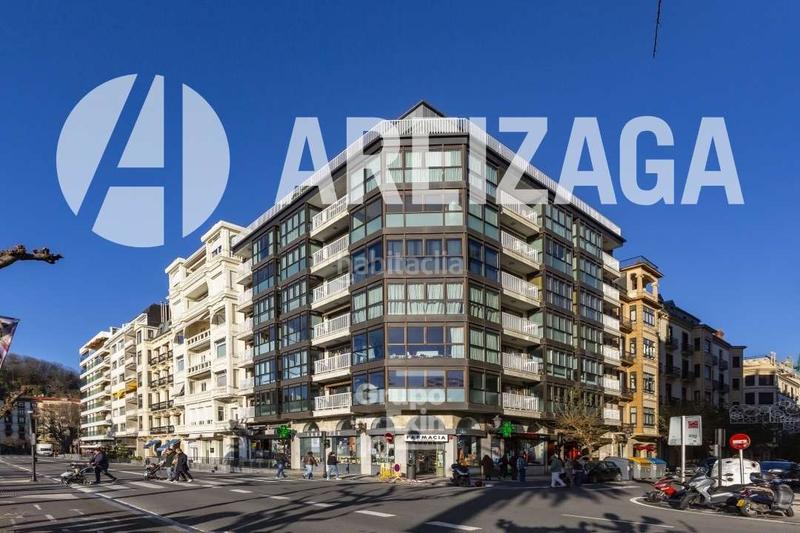Foto c22d411b-623e-4535-943e-0e5789c0f5b9. Miete etagenwohnung mit heizung parking in Área Romántica Donostia - San Sebastián