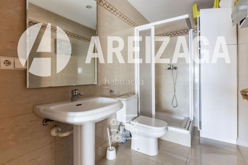 Foto 1db8b1e9-c4a6-4c67-b450-b4df4a931e53. Rent flat with heating parking in Área Romántica Donostia - San Sebastián
