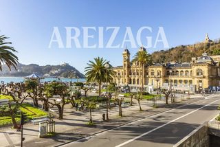 Appartement  Peñaflorida con hernani. Vivienda en calle hernani de 340 m2, segregable, con vistas a la