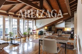 Dachwohnung in Calle legazpi 6. Precioso ático, reformado con amplia terraza, en edificio rehabi