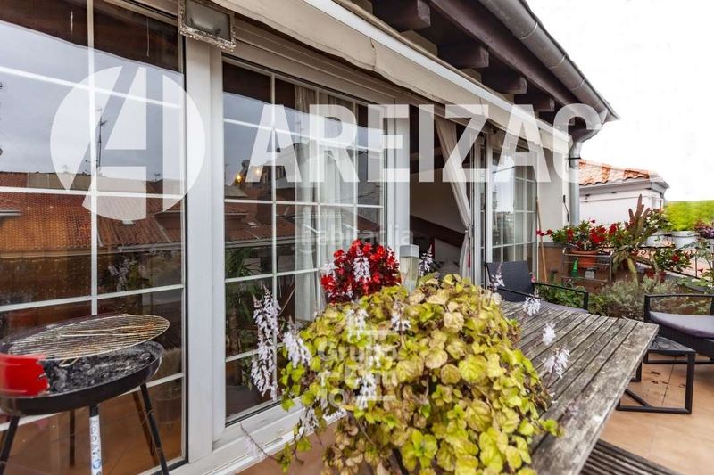 Foto 2835acbd-d40d-481e-9f74-6512b0d8da26. Penthouse in calle legazpi 6 in Área Romántica Donostia - San Sebastián