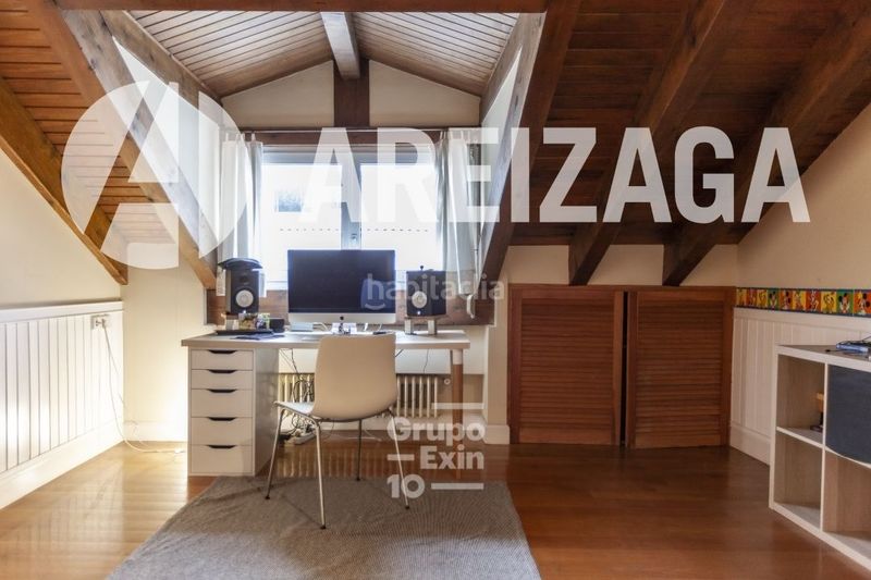 Foto 2d1f75ab-b5a7-4695-92e4-eedde9171e58. Penthouse in calle legazpi 6 in Área Romántica Donostia - San Sebastián