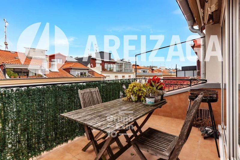 Foto b35c5c48-d9f2-4c55-8b49-6804a97b11e6. Penthouse in calle legazpi 6 in Área Romántica Donostia - San Sebastián