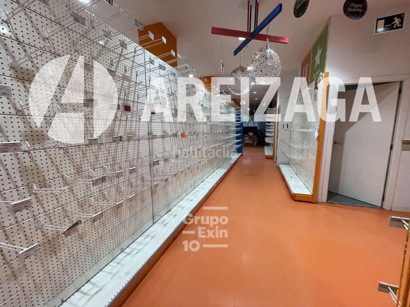 Foto 5881e3f4-2279-471d-a374-bfcb481e0d93. Rent business premise in idiakez kalea 7 in Área Romántica Donostia - San Sebastián