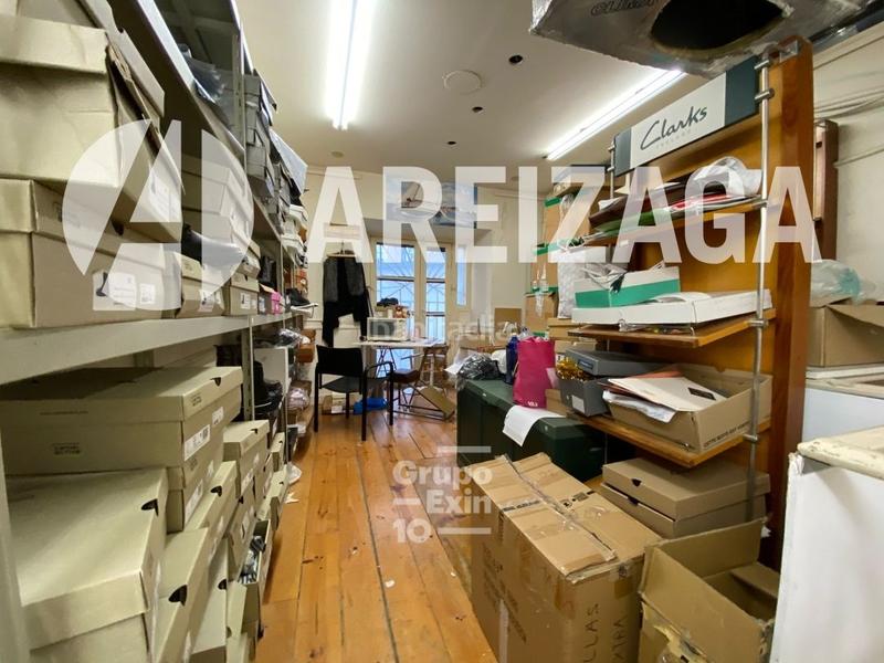 Foto cb58d8f3-6984-4f87-943f-24571ec9c029. Affitto locale commerciale in elkano kalea calle elcano 7 in Donostia - San Sebastián