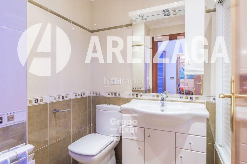 Foto 978d4491-a5ad-4c4b-a080-451334ce0816. Casa bifamiliare con riscaldamento parcheggio in Miramon-Zorroaga Donostia - San Sebastián