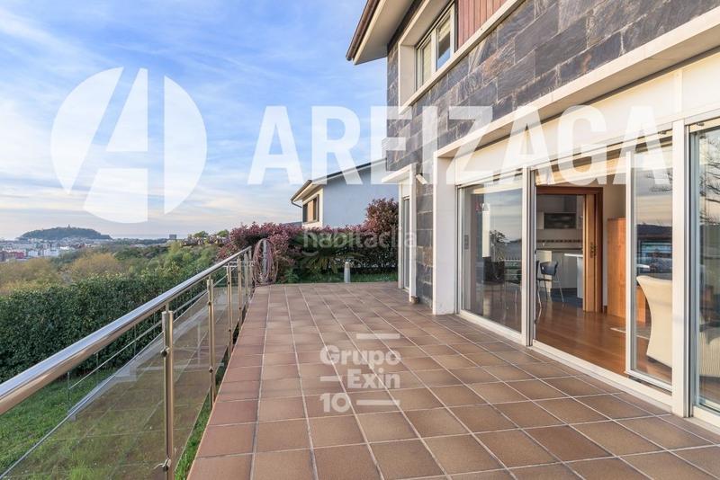 Foto 9c9969b0-42f0-4fab-aee3-9dfccbdcabf8. Casa bifamiliare con riscaldamento parcheggio in Miramon-Zorroaga Donostia - San Sebastián