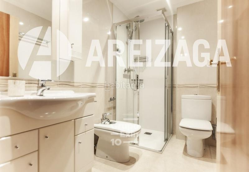 Foto ba1e9ff3-24f0-41bf-a4d4-bd1fa1da54ec. Casa bifamiliare con riscaldamento parcheggio in Miramon-Zorroaga Donostia - San Sebastián