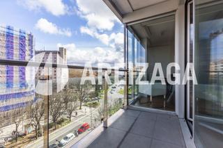 Pis a Antso jakituna hiribidea sancho el sabio 28. Venta de vivienda con terraza y 2 dormitorios dobles lista para