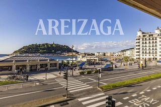 Pis  Paseo de miraconcha. Magnífica vivienda con vistas a la concha  garaje opcional