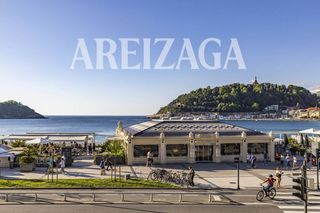 Piso  Paseo de miraconcha. Magnífica vivienda con vistas a la concha  garaje opcional