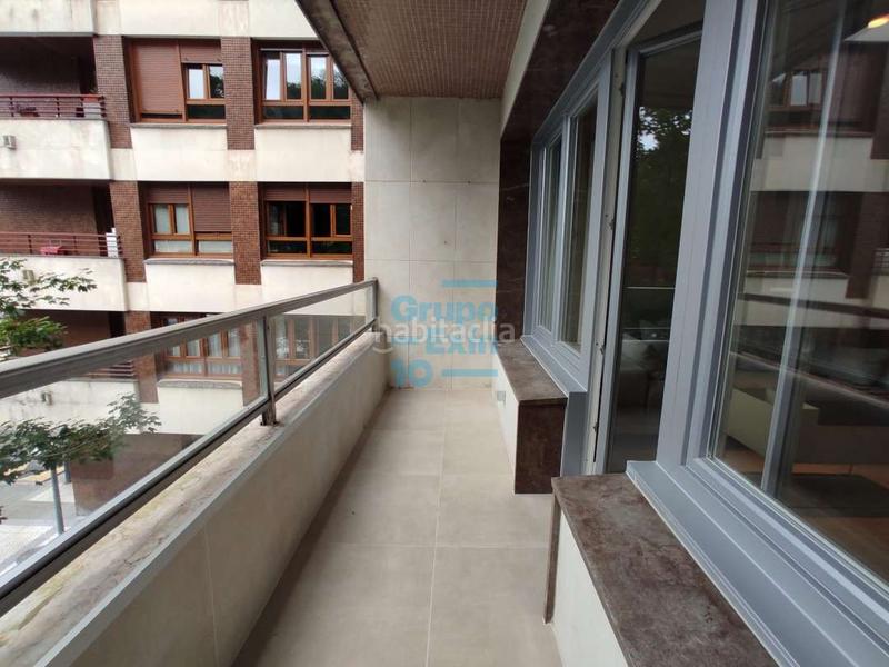 Foto 2e8db9df-1f45-4a41-9e5b-c5a51ce9b363. Location appartement avec chauffage dans Amara Donostia - San Sebastián