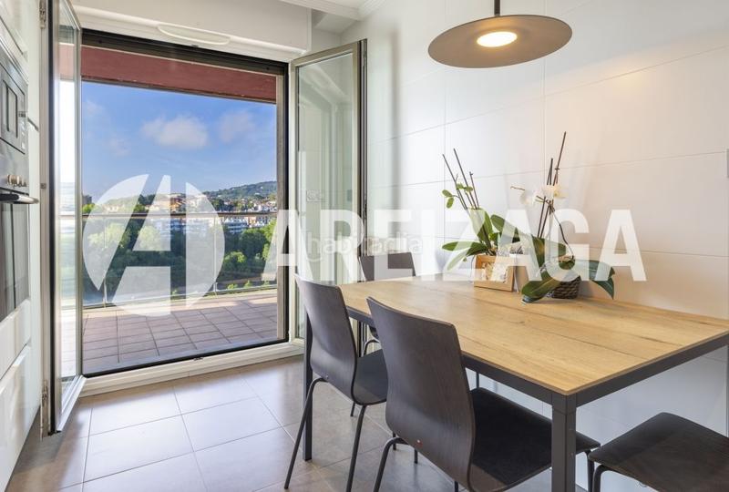 Foto 129c2148-7472-4be9-9259-71c7717b0975. Piso Riberas de loiola espaciosa y luminosa vivienda en décima planta, con terraza y vistas al río urumea. con garaje opcional. piso i en Donostia - San Sebastián